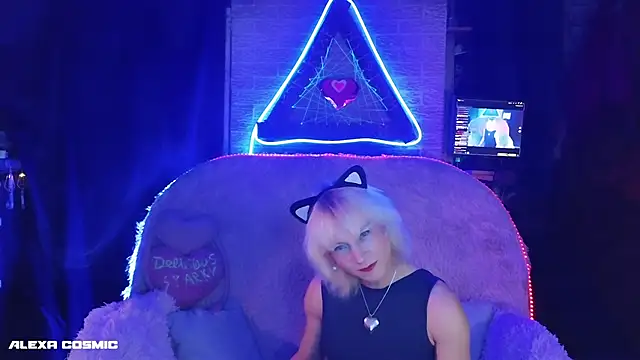 Alexa Cosmic online show from 12-20-25, 02:07