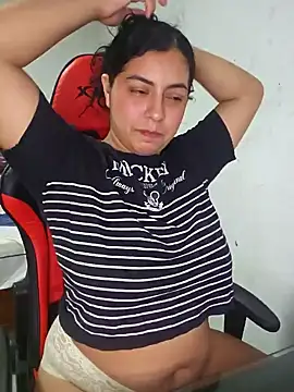 Snapshot of Mary_pinkish chatting on 02-12-25, 01:30 Mary pinkish online show from 02-12-25, 01:30