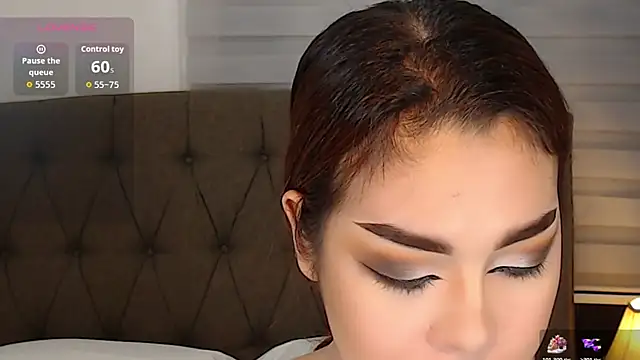 Snapshot of SexFucktoryLily chatting on 10-21-25, 09:26 SexFucktoryLily online show from 10-21-25, 09:26