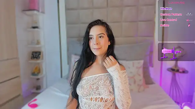 Victoria adaams online show from 03-05-25, 03:07