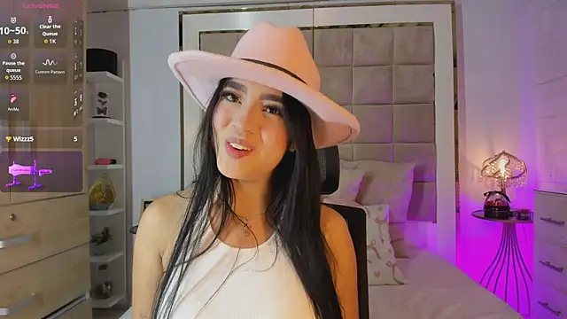 Victoria adaams online show from 10-11-25, 10:14