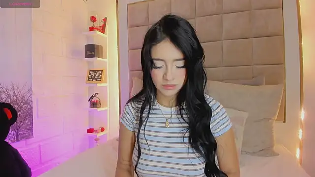 Victoria adaams online show from 03-22-26, 12:41