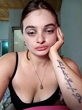 Emmacut online show from 04-05-26, 01:58