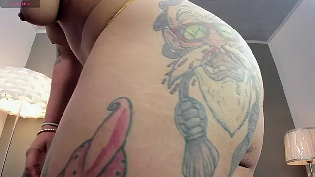 Snapshot of miss_vaiolette chatting on 01-02-25, 05:50 miss vaiolette online show from 01-02-25, 05:50