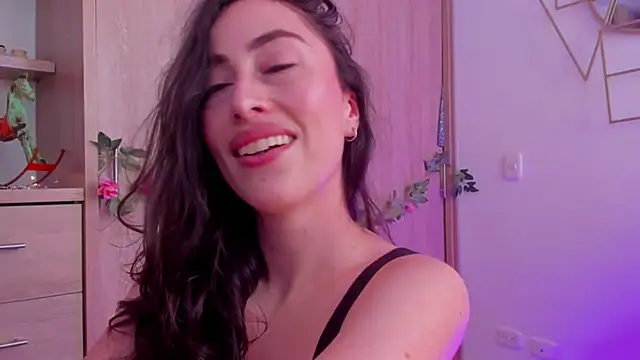 Amatiista online show from 03-21-26, 09:29