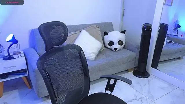 annylouis online show from 09-17-25, 07:26