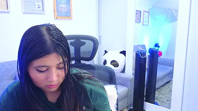 annylouis online show from 11-15-25, 07:32