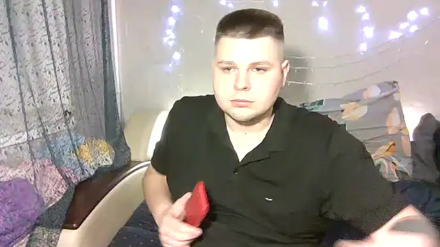 Snapshot of Volshebnik130_ chatting on 01-24-25, 10:30 Volshebnik130 online show from 01-24-25, 10:30