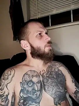 Tatted Hunk online show from 01-27-25, 04:09