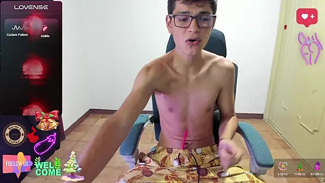 Snapshot of GoldenProject chatting on 01-07-25, 02:20 GoldenProject online show from 01-07-25, 02:20