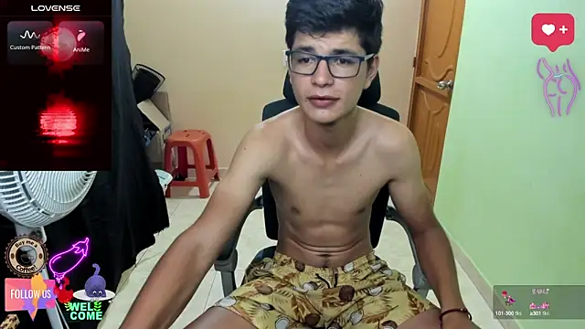 Snapshot of GoldenProject chatting on 10-01-25, 02:50 GoldenProject online show from 10-01-25, 02:50