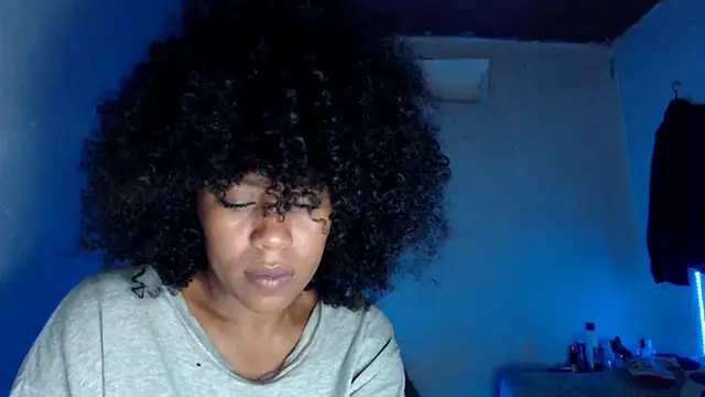 Snapshot of cherry_cleou chatting on 01-09-25, 05:43 cherry cleou online show from 01-09-25, 05:43