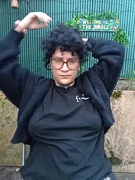 Snapshot of callmelouve chatting on 09-29-25, 05:07 callmelouve online show from 09-29-25, 05:07