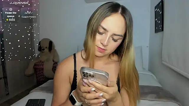 sophi mooreno online show from 02-01-26, 02:32