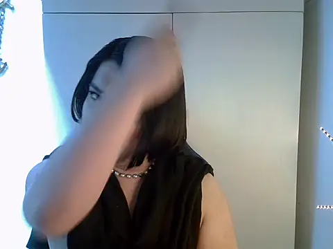 Snapshot of StrawberryWine07 chatting on 01-22-25, 12:16 StrawberryWine07 online show from 01-22-25, 12:16