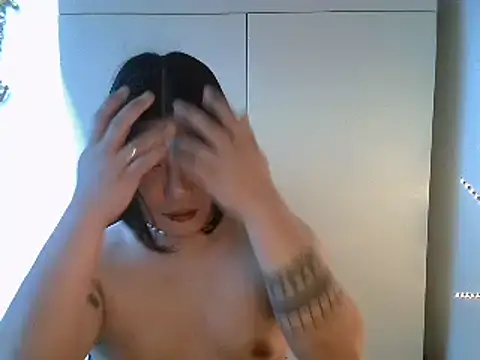 Snapshot of StrawberryWine07 chatting on 02-09-25, 06:54 StrawberryWine07 online show from 02-09-25, 06:54