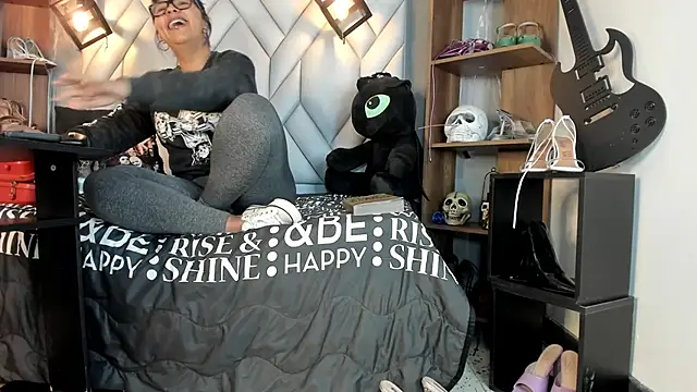 MirandaHaguen online show from 01-26-25, 01:15