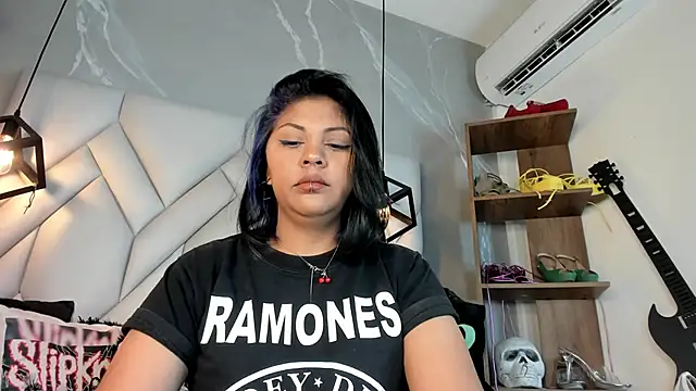 MirandaHaguen online show from 01-27-25, 09:44