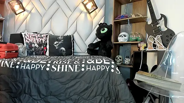 MirandaHaguen online show from 02-04-25, 09:41