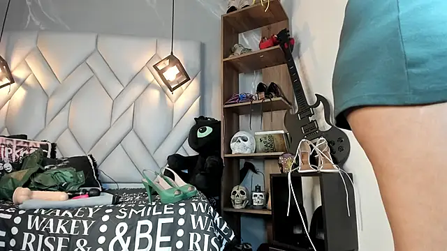 MirandaHaguen online show from 02-11-25, 12:49