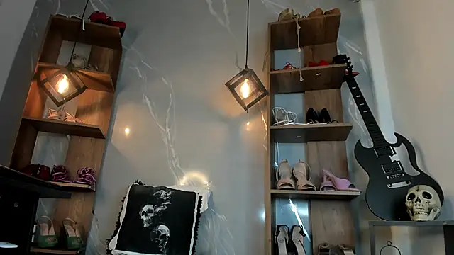 MirandaHaguen online show from 03-03-25, 09:48