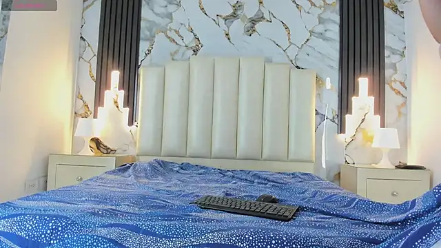 Snapshot of mollieblue69 chatting on 03-11-25, 12:39 mollieblue69 online show from 03-11-25, 12:39