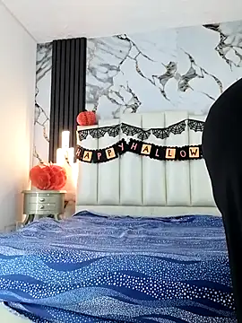 Snapshot of mollieblue69 chatting on 10-30-25, 01:01 mollieblue69 online show from 10-30-25, 01:01