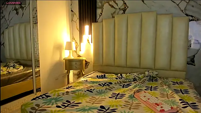 Snapshot of mollieblue69 chatting on 12-02-25, 04:02 mollieblue69 online show from 12-02-25, 04:02