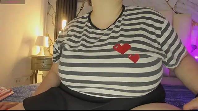 mollieblue69 online show from 04-15-26, 12:56