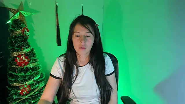 sandyquinnxx online show from 12-18-25, 09:10