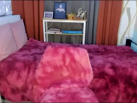 Laura yourhottestbabe123 online show from 01-22-25, 11:45