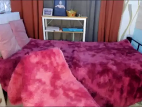 Laura yourhottestbabe123 online show from 02-03-25, 07:00