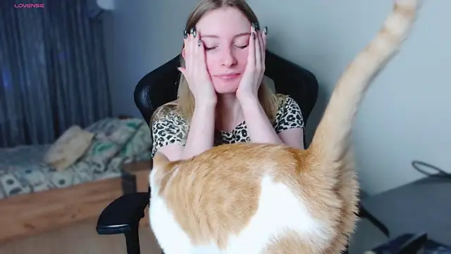 Snapshot of _whiteprincess chatting on 11-06-25, 10:49 whiteprincess online show from 11-06-25, 10:49