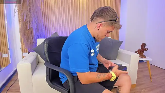 keane lee online show from 02-07-25, 07:38