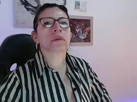 Chayla Ruiz online show from 12-27-24, 01:28