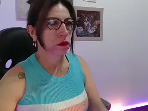 Chayla Ruiz online show from 12-28-24, 11:09