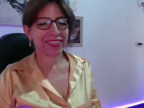 Chayla Ruiz online show from 12-31-24, 12:57