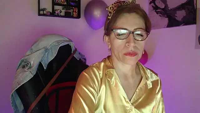 Chayla Ruiz online show from 03-22-25, 12:06