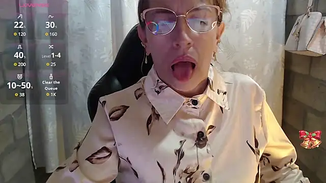 Chayla Ruiz online show from 03-03-26, 07:20