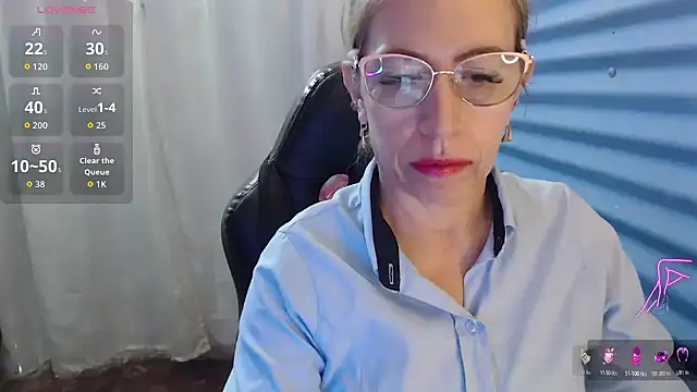 Chayla Ruiz online show from 04-27-26, 12:25