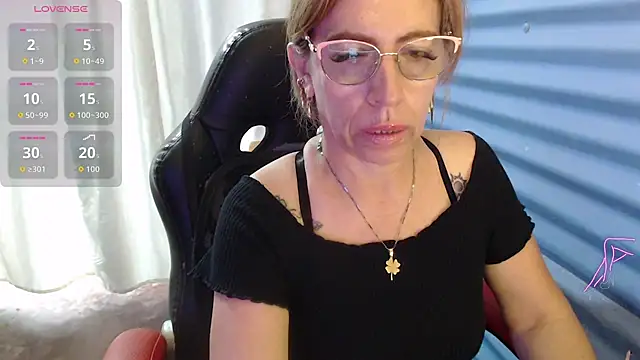 Chayla Ruiz online show from 05-31-26, 05:09