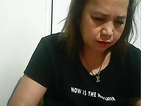 Lhadycarolyn online show from 11-29-25, 10:57