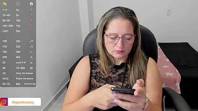 alejandra milf  online show from 03-31-26, 07:36