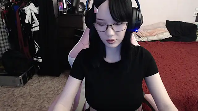 Maya Viola online show from 03-03-25, 08:38