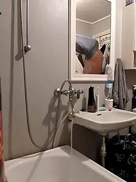 mustang69696 online show from 10-29-25, 10:22