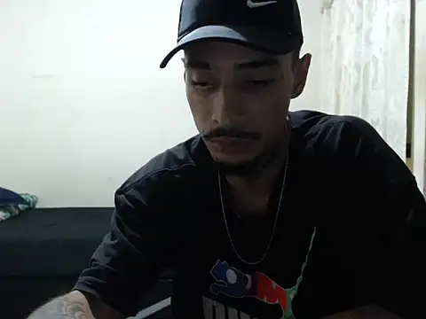 emiliano hottt online show from 10-13-25, 10:10