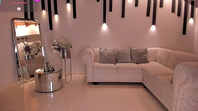 MaryLewis  online show from 03-16-25, 12:00