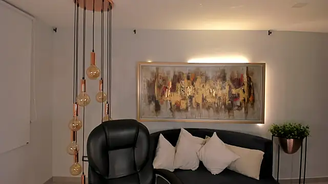 KateSunder online show from 11-16-25, 06:08