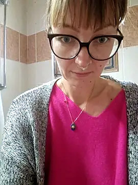 MissMialicious online show from 02-09-25, 07:38