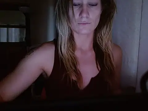 Snapshot of missymilf chatting on 12-01-25, 09:09 missymilf online show from 12-01-25, 09:09